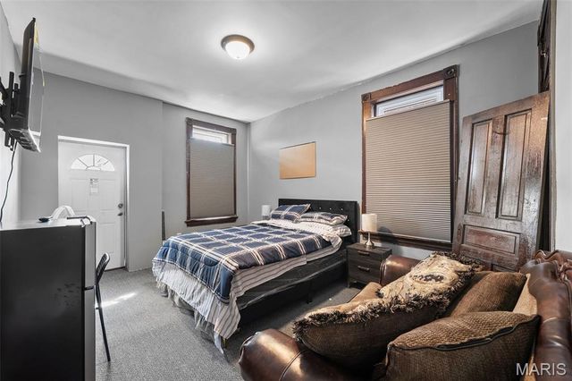 3858 Greer Avenue, St Louis, MO 63107