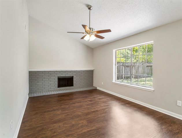13219 Klamath Falls Drive, Houston, TX 77041