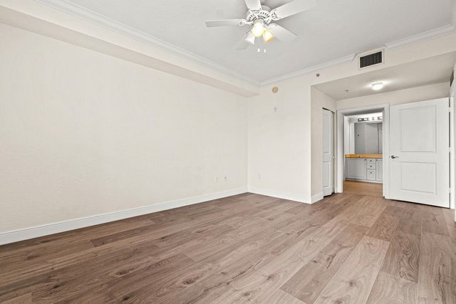 1660 Renaissance Commons Boulevard 2524, Boynton Beach, FL 33426