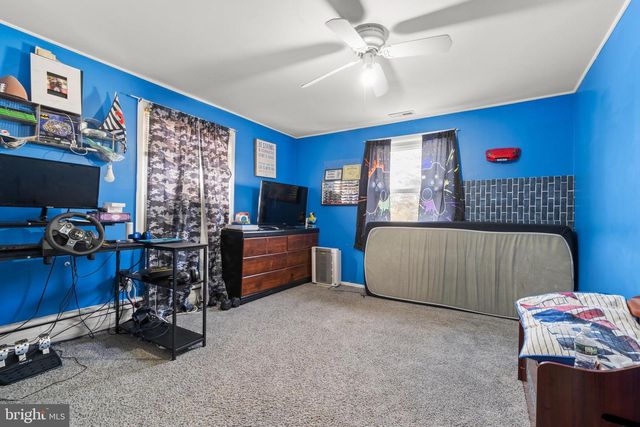 10 BENTLY LN, Willingboro, NJ 08046