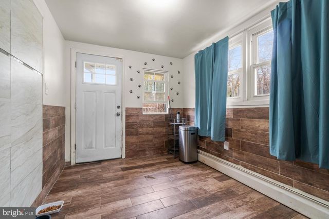 10 BENTLY LN, Willingboro, NJ 08046