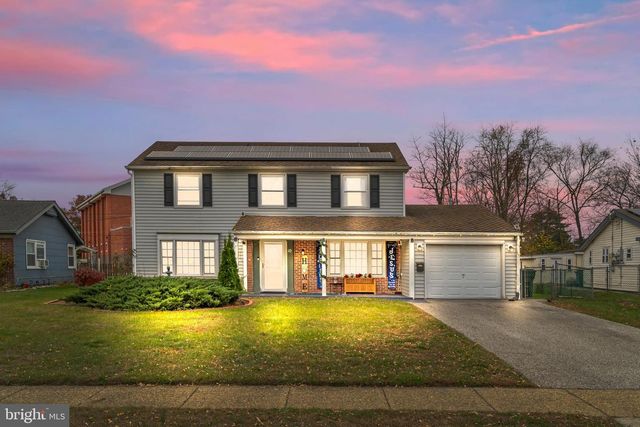 10 BENTLY LN, Willingboro, NJ 08046