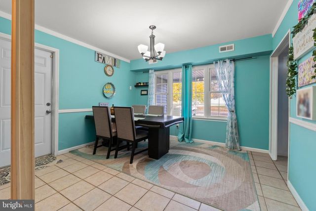 10 BENTLY LN, Willingboro, NJ 08046