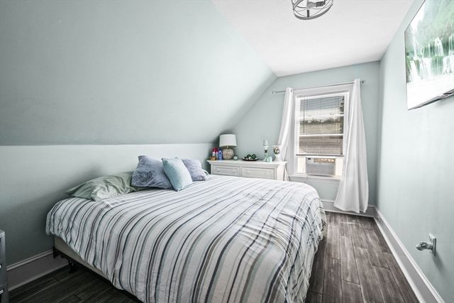 4 Valley Rd 2, Swampscott, MA 01907