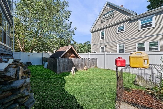 4 Valley Rd 2, Swampscott, MA 01907