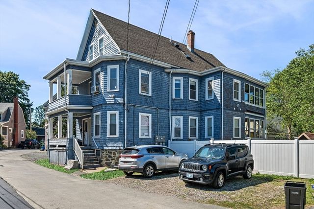 4 Valley Rd 2, Swampscott, MA 01907