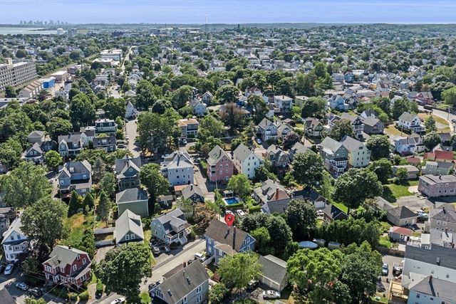 4 Valley Rd 2, Swampscott, MA 01907