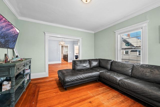 4 Valley Rd 2, Swampscott, MA 01907