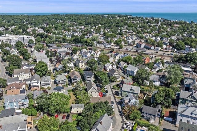 4 Valley Rd 2, Swampscott, MA 01907