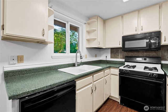 2510 17th Avenue NW, Olympia, WA 98502