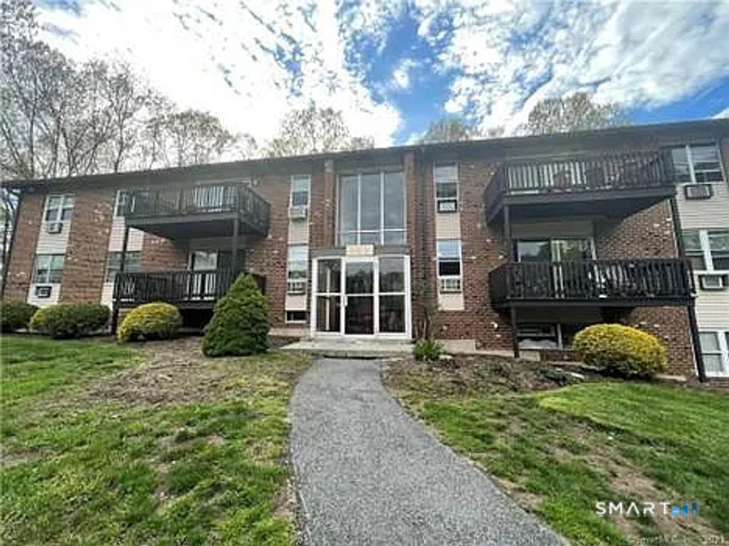 85 Balance Rock Road 14, Seymour, CT 06483