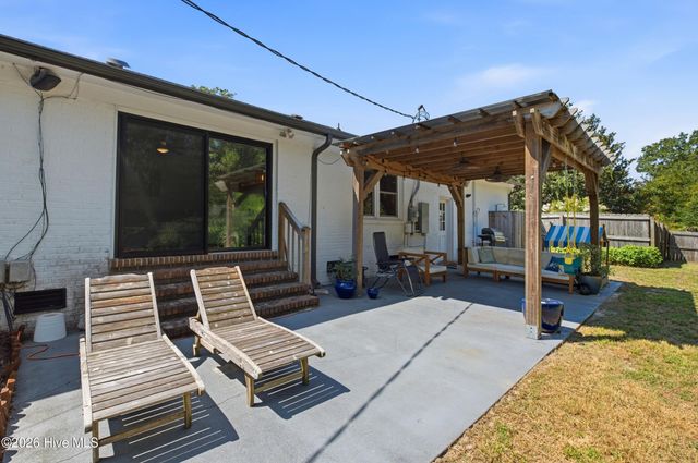 3409 Bragg Drive, Wilmington, NC 28409