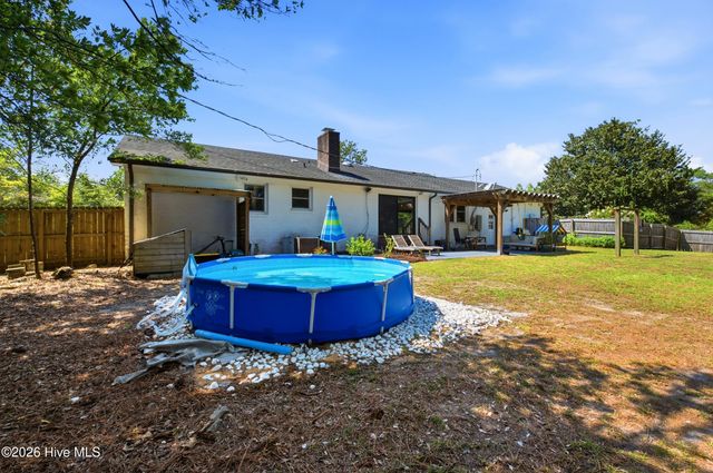 3409 Bragg Drive, Wilmington, NC 28409