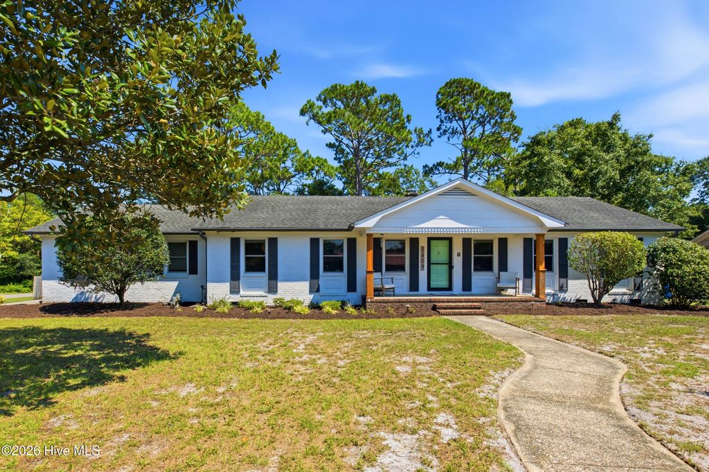 3409 Bragg Drive, Wilmington, NC 28409
