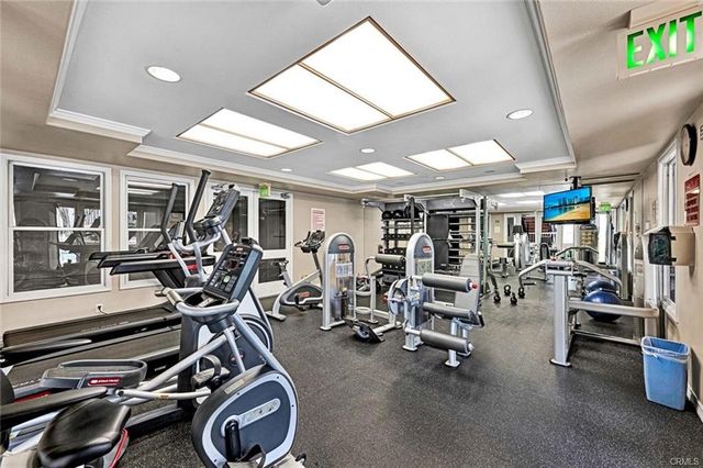 2960 Champion 710, Tustin, CA 92782