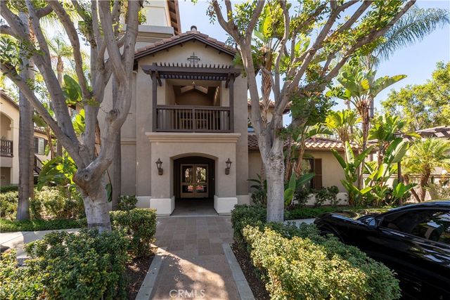 2960 Champion 710, Tustin, CA 92782
