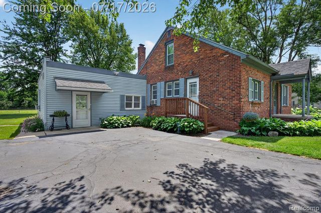 10800 7 Mile Road, Salem Township, MI 48167