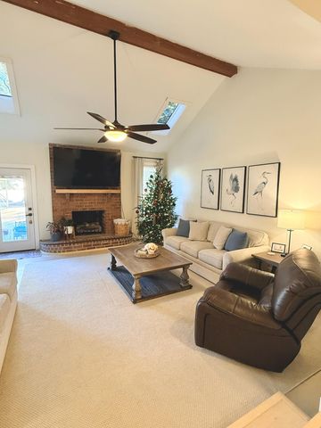 2 Skyeman Drive, Charleston, SC 29414