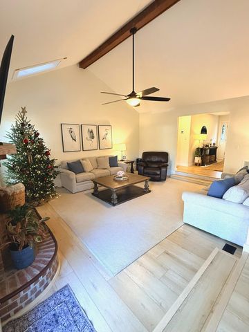 2 Skyeman Drive, Charleston, SC 29414