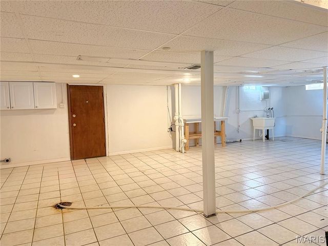 5931 Clifton Avenue, St Louis, MO 63109