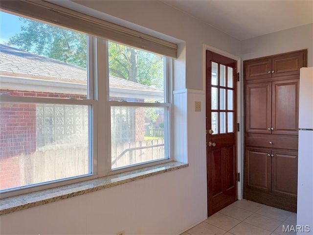 5931 Clifton Avenue, St Louis, MO 63109