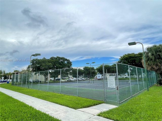 10370 SW 220th St 224, Cutler Bay, FL 33190