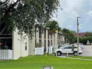 10370 SW 220th St 224, Cutler Bay, FL 33190