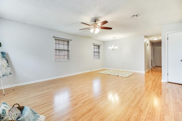 303 Gerald Drive, Lafayette, LA 70503
