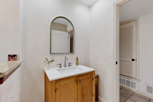 707 Tepic Drive, El Paso, TX 79912