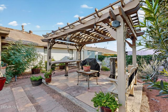 707 Tepic Drive, El Paso, TX 79912
