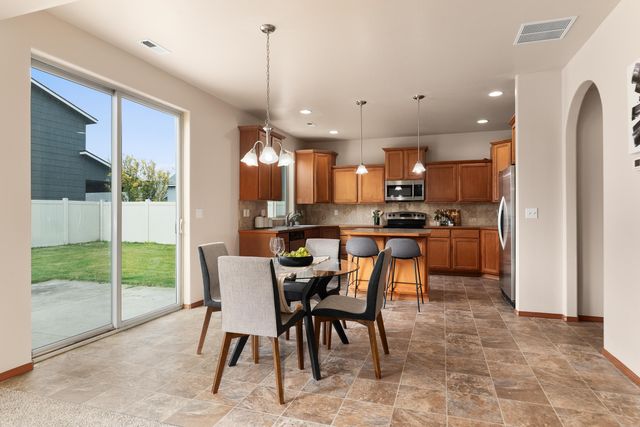 730 S Moen St, Spokane Valley, WA 99016