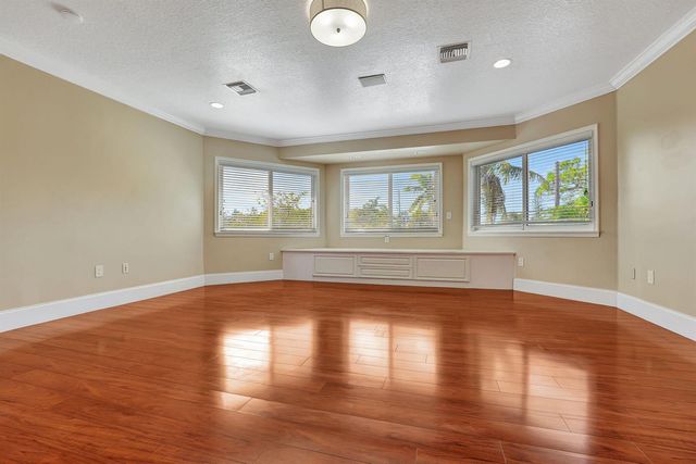 1300 NE 26th Avenue NE, Pompano Beach, FL 33062