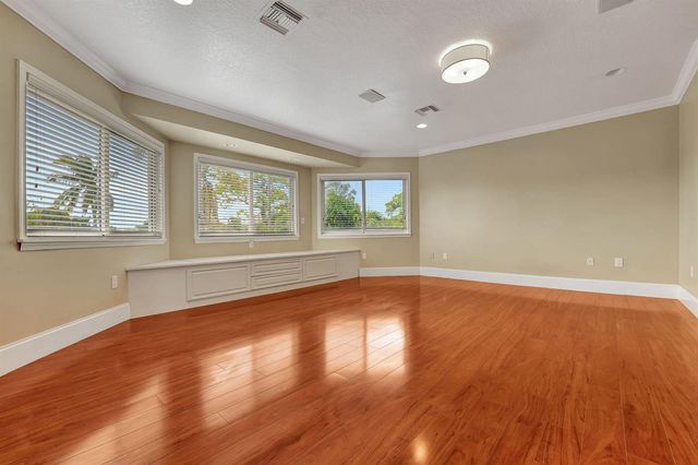 1300 NE 26th Avenue NE, Pompano Beach, FL 33062