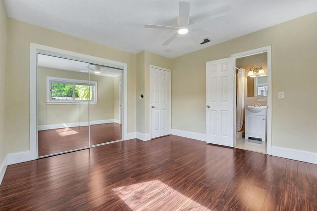 1300 NE 26th Avenue NE, Pompano Beach, FL 33062
