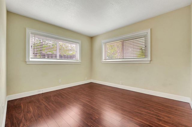 1300 NE 26th Avenue NE, Pompano Beach, FL 33062