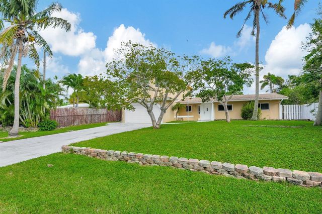 1300 NE 26th Avenue NE, Pompano Beach, FL 33062