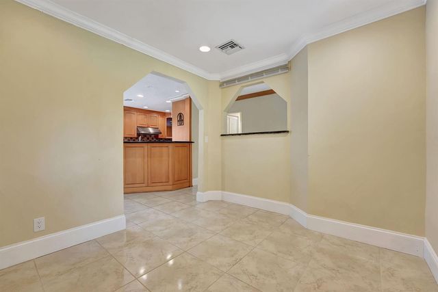 1300 NE 26th Avenue NE, Pompano Beach, FL 33062
