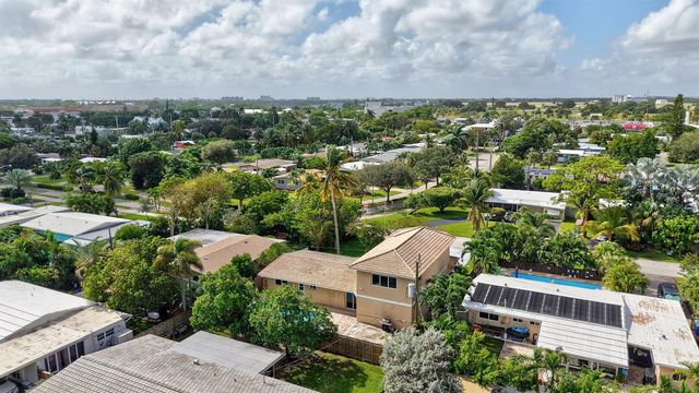 1300 NE 26th Avenue NE, Pompano Beach, FL 33062