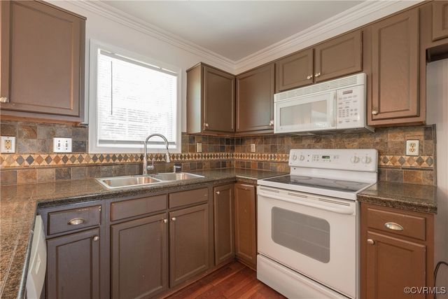 14930 Dogwood Ridge Ct, Chester, VA 23831