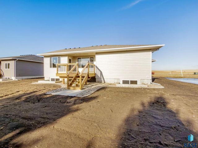 1505 E Carol St Street, Sioux Falls, SD 57104