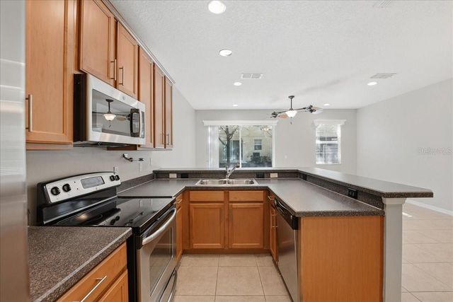 5445 BURNT ACORN WAY, Oviedo, FL 32765