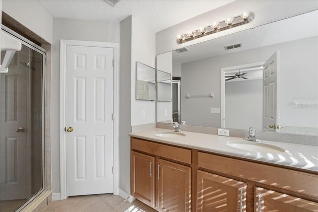 5445 BURNT ACORN WAY, Oviedo, FL 32765