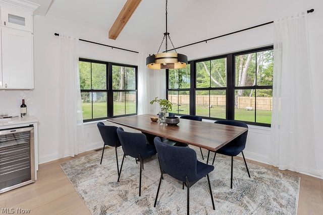 514 Kenilworth Road, Bay Village, OH 44140