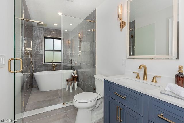 514 Kenilworth Road, Bay Village, OH 44140