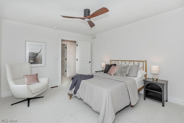 514 Kenilworth Road, Bay Village, OH 44140