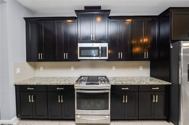 623 E PLANT STREET, Winter Garden, FL 34787