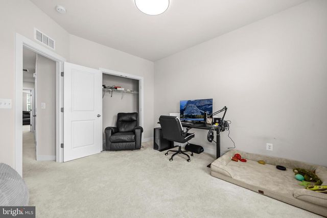 20813 WOOD QUAY DR, Sterling, VA 20166