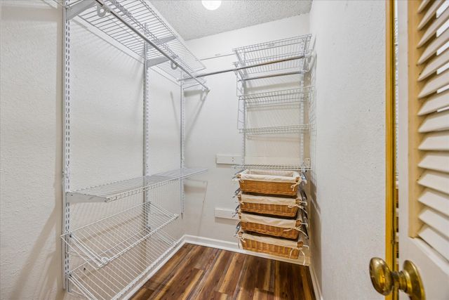 2808 Thrushwood DR B, Austin, TX 78757