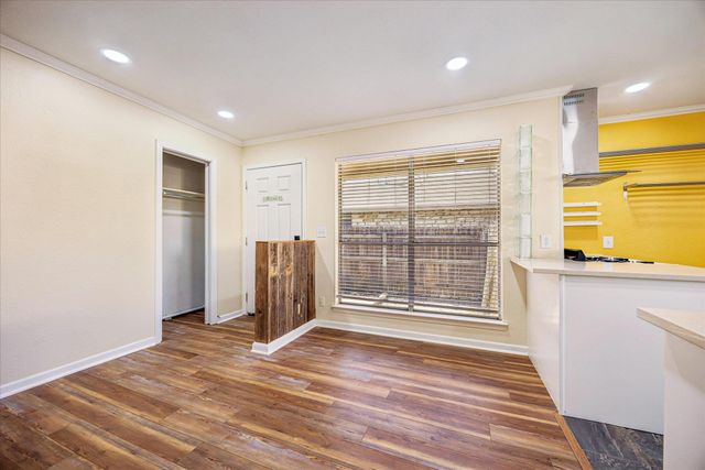 2808 Thrushwood DR B, Austin, TX 78757