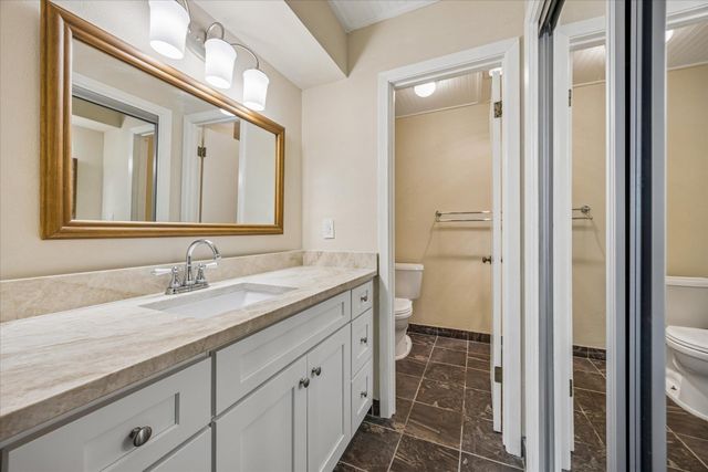 2808 Thrushwood DR B, Austin, TX 78757